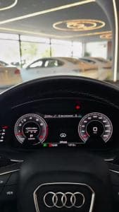 AUDI Q7 S-Line image 4