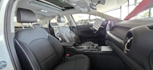 Kia New Cerato K3 image 11