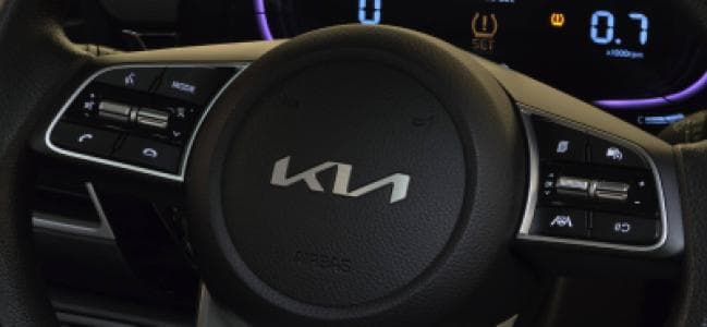 Kia Seltos image 8