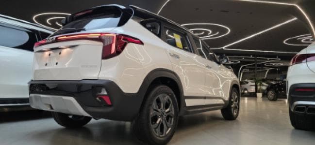 Kia Seltos image 11